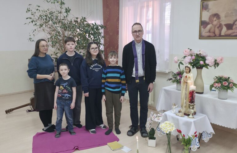 Детский Розарий за мир